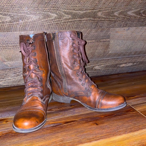 Steve Madden Combat Boots - Picture 1 of 6